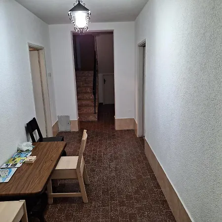 Hostel Alex *